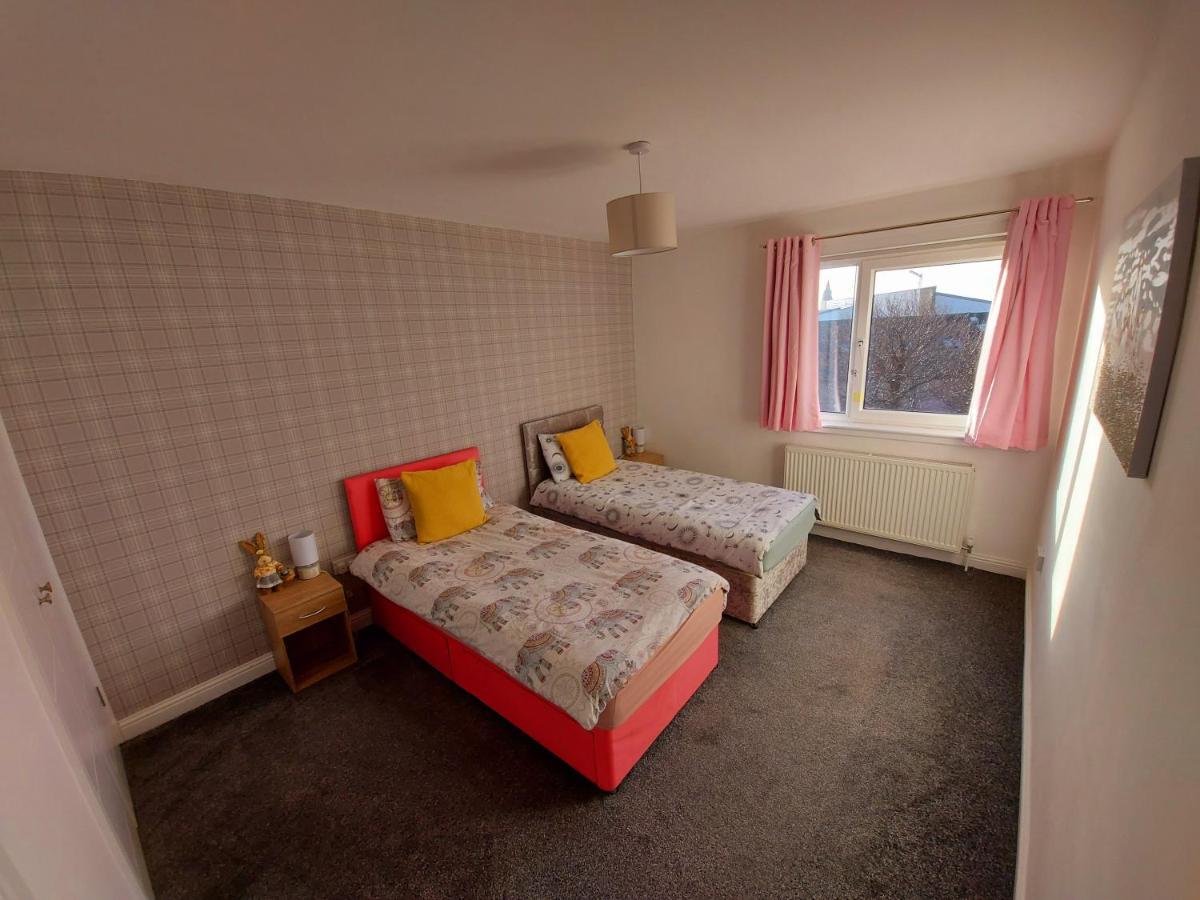 סולטקוטס Teddy Bears' 3-Bedroom Maisonette מראה חיצוני תמונה